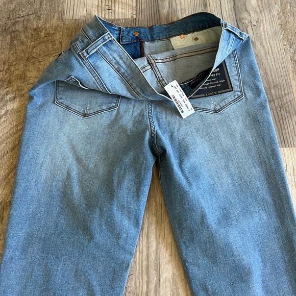 NWT J. Crew Lookout High Rise Crop Jeans. - Picture 9 of 9